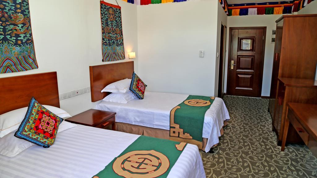 High Mountain Resort-Deqin Deqen Zimmer foto