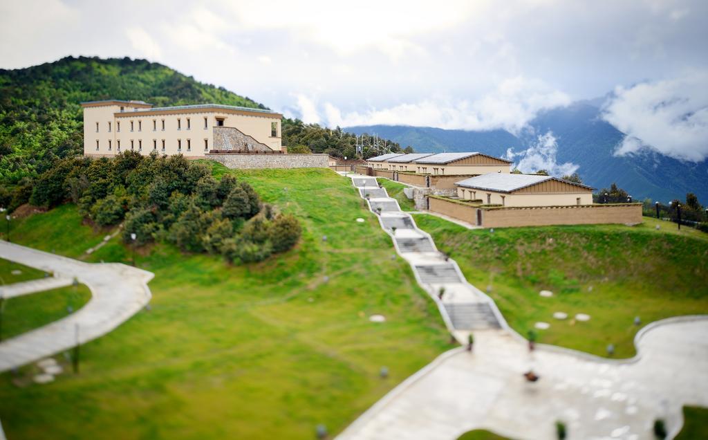 High Mountain Resort-Deqin Deqen Exterior foto